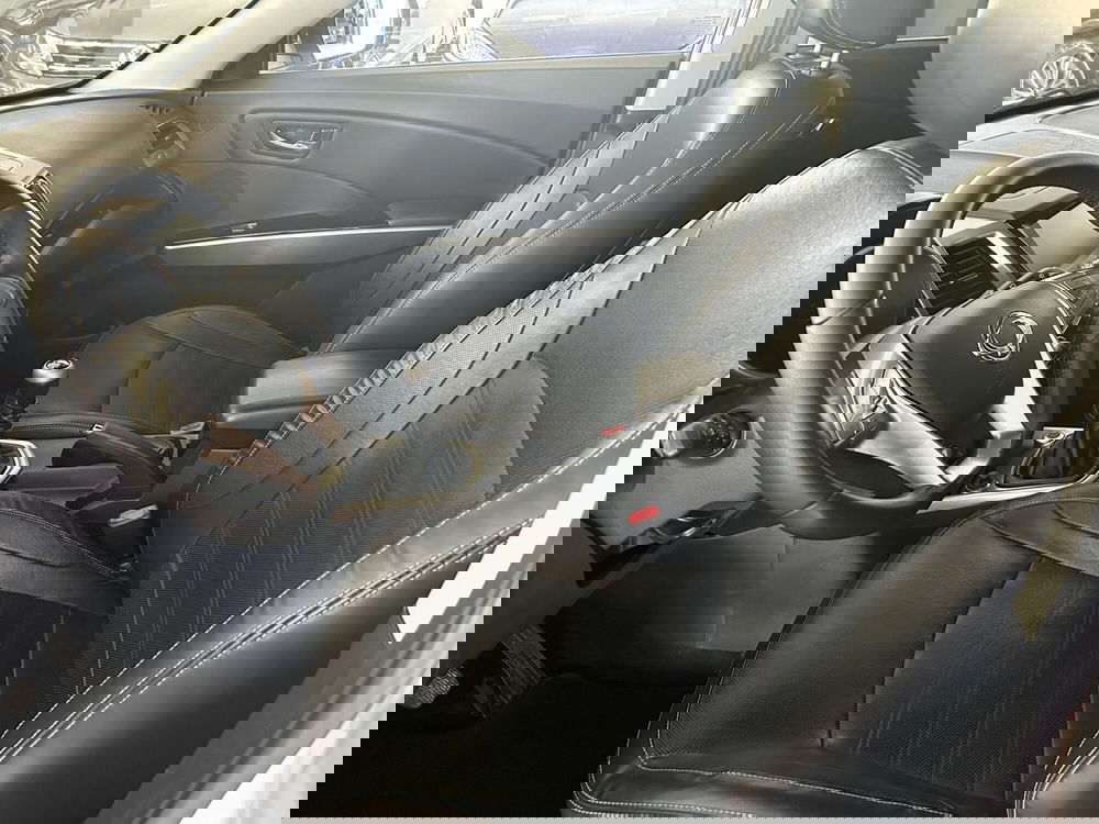 Ssangyong Tivoli usata a Ferrara (8)