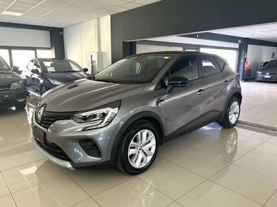 Renault Captur TCe 90 CV Business del 2021 usata a Ferrara