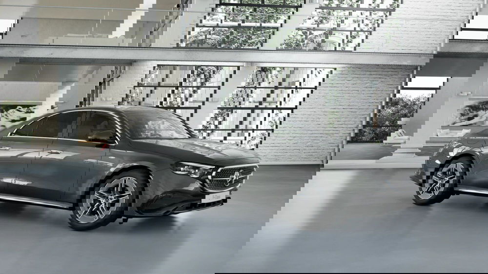 Mercedes-Benz Classe E nuova a Chieti (6)