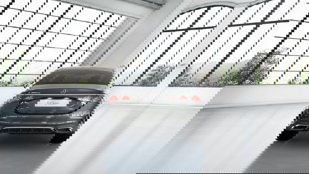 Mercedes-Benz Classe E nuova a Chieti (7)