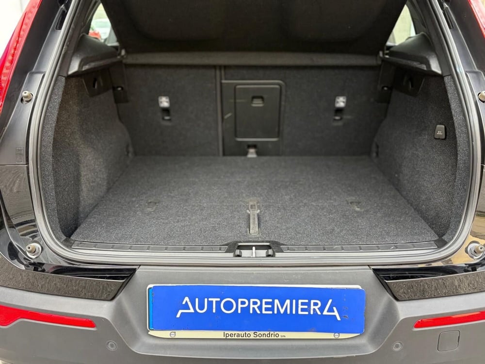 Volvo XC40 usata a Como (11)