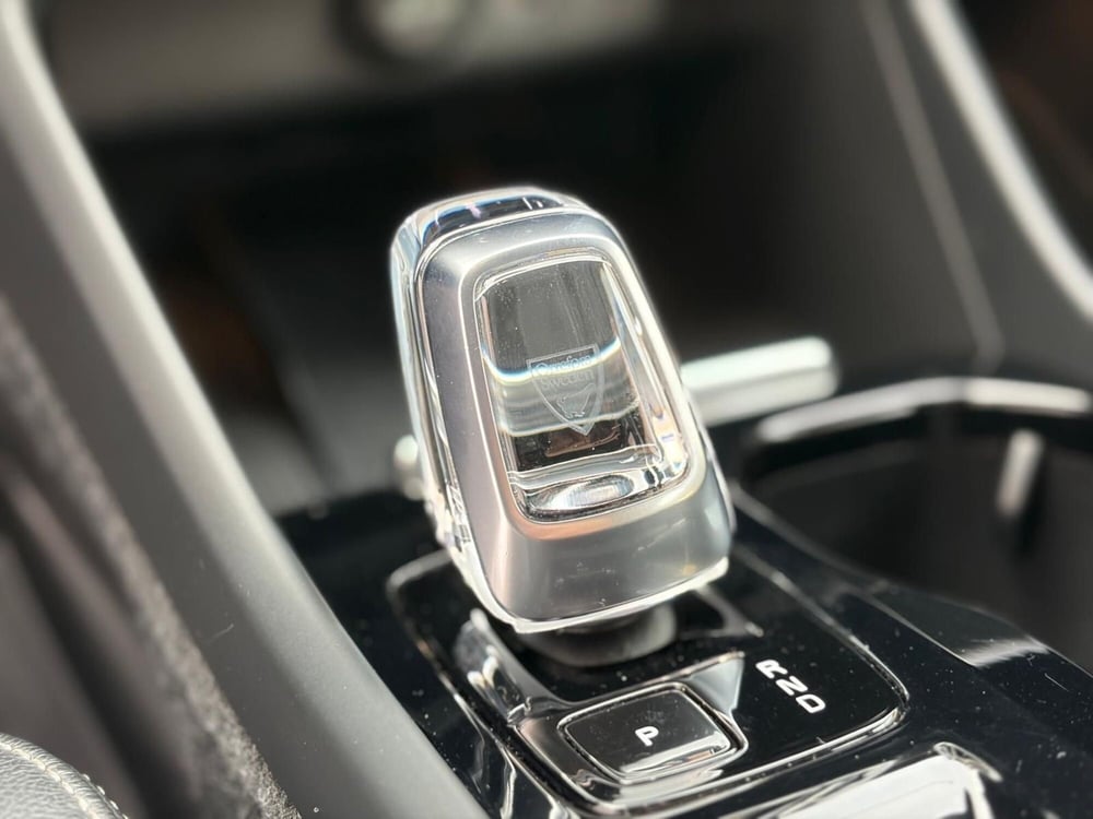 Volvo XC40 usata a Como (14)
