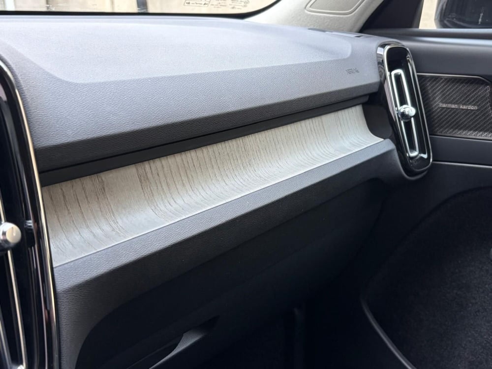 Volvo XC40 usata a Como (15)