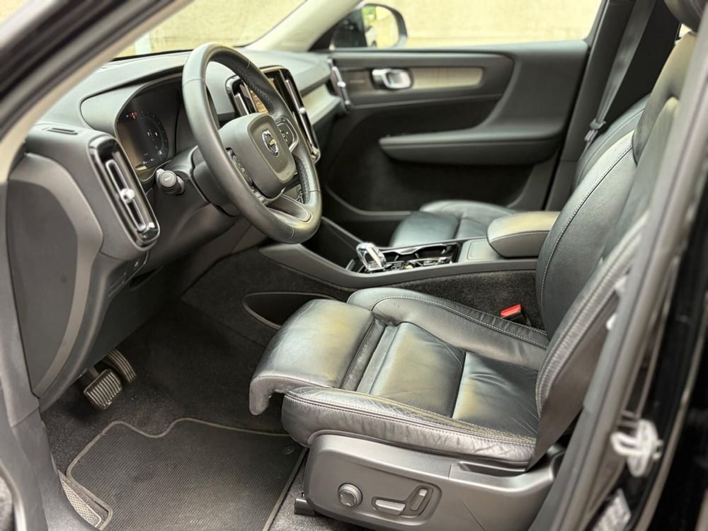 Volvo XC40 usata a Como (9)