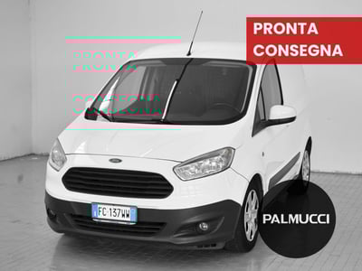 Ford Tourneo Courier 1.5 TDCI 75 CV Plus del 2016 usata a Prato