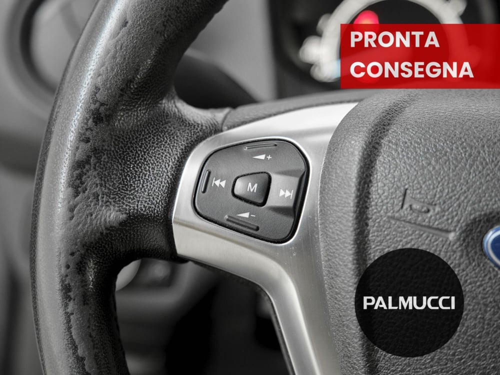 Ford Tourneo Courier usata a Prato (15)