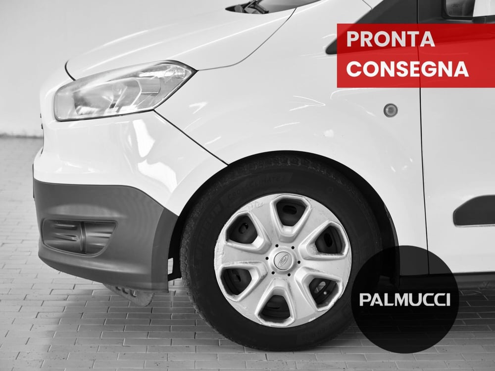 Ford Tourneo Courier usata a Prato (6)