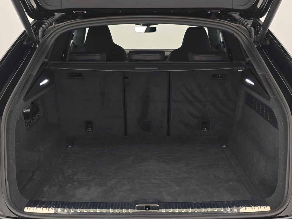 Audi Q8 usata a Alessandria (9)