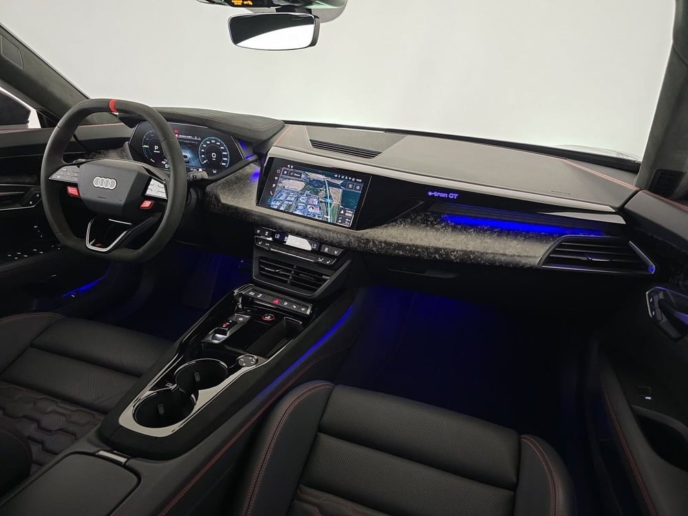 Audi RS e-Tron GT usata a Alessandria (13)