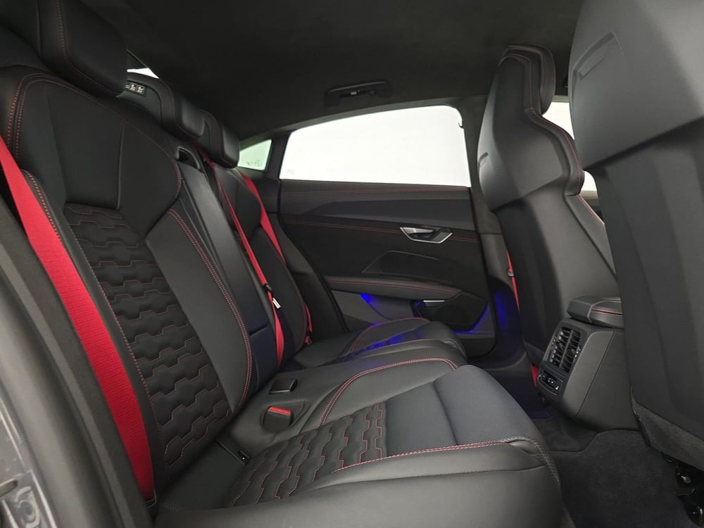 Audi RS e-Tron GT usata a Alessandria (15)