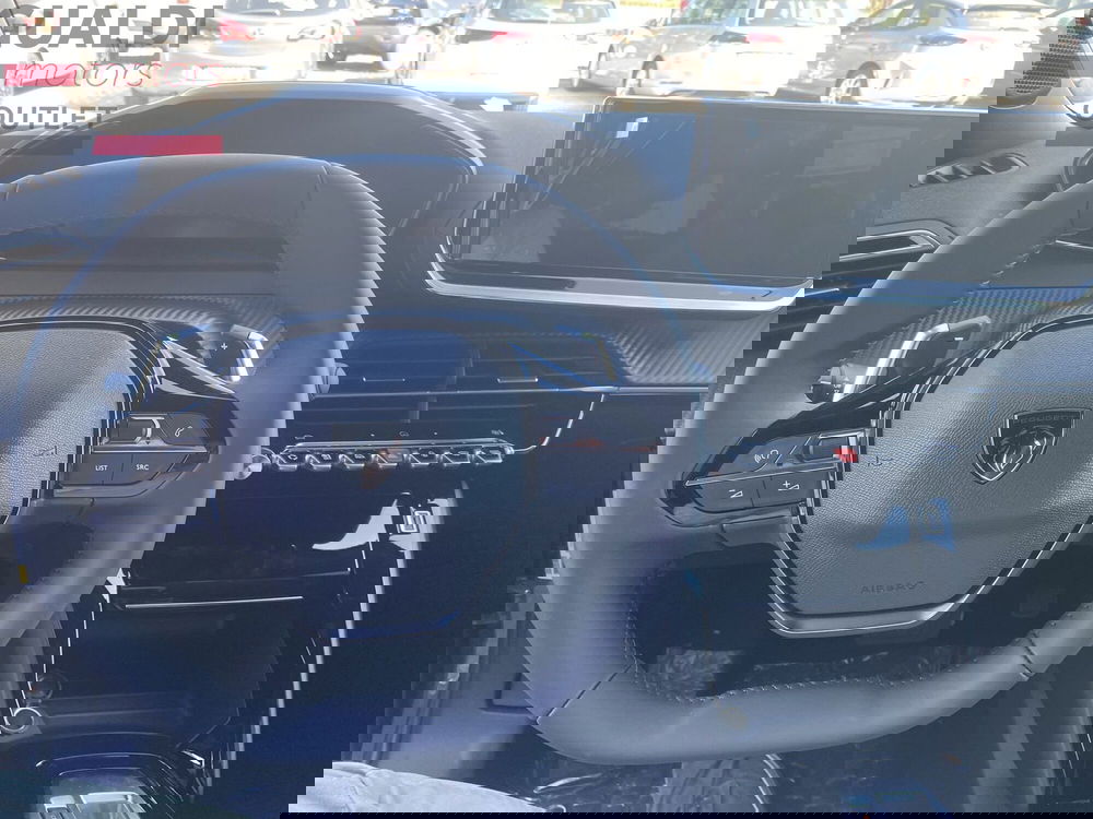 Peugeot 2008 nuova a Modena (20)