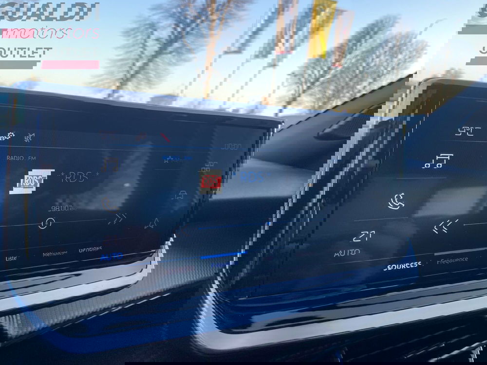 Peugeot 2008 nuova a Modena (12)