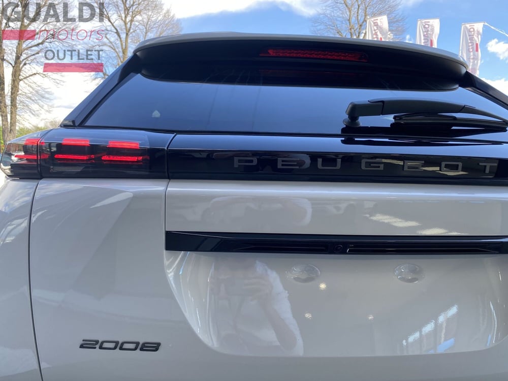 Peugeot 2008 nuova a Modena (4)
