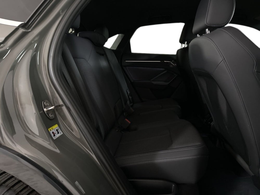 Audi Q3 Sportback usata a Napoli (8)