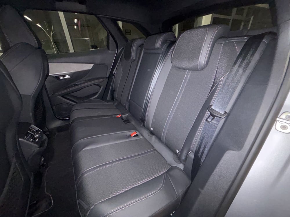 Peugeot 3008 nuova a Parma (16)