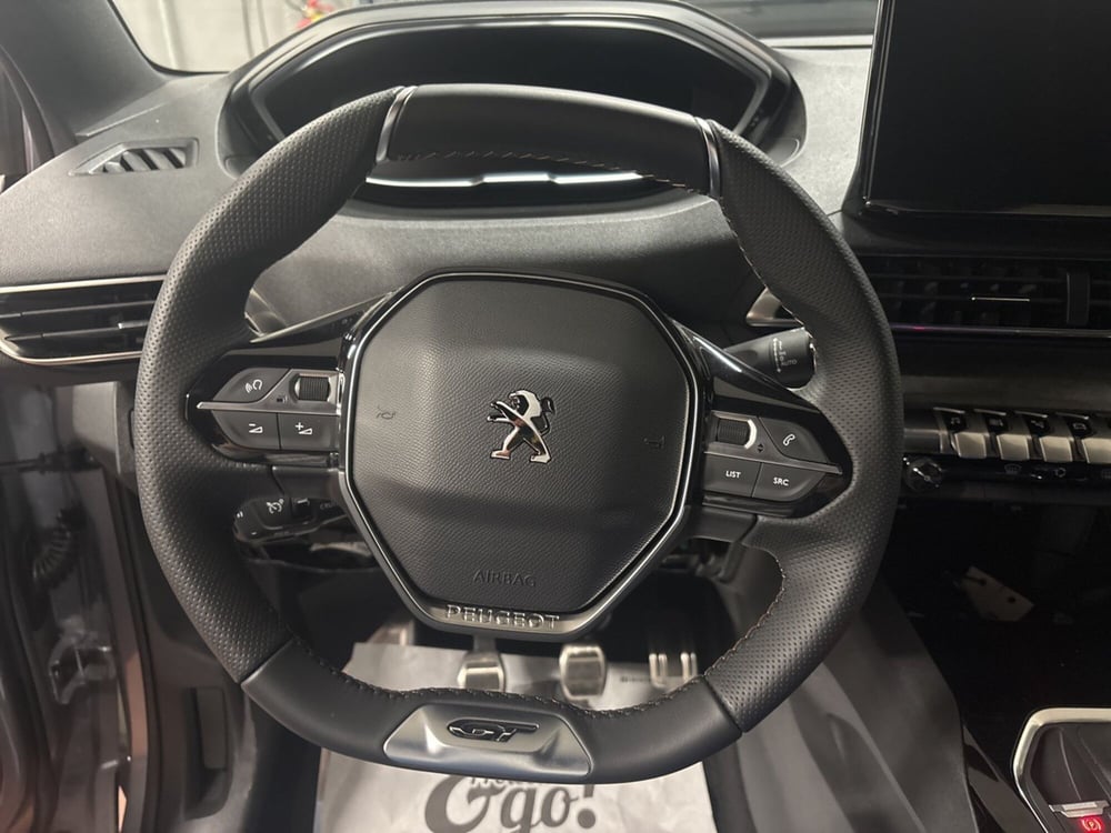 Peugeot 3008 nuova a Parma (17)