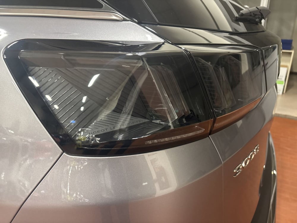 Peugeot 3008 nuova a Parma (9)