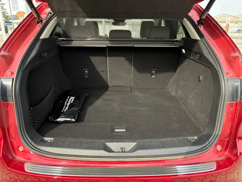 Mazda CX-60 usata a Vercelli (8)