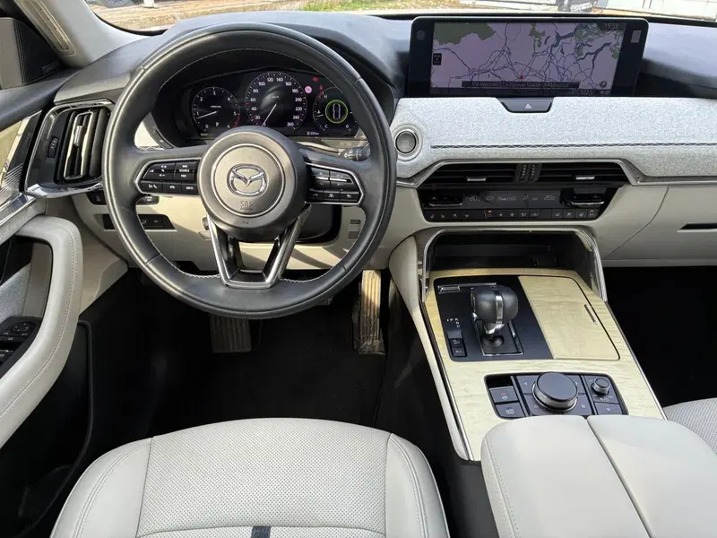 Mazda CX-60 usata a Vercelli (9)