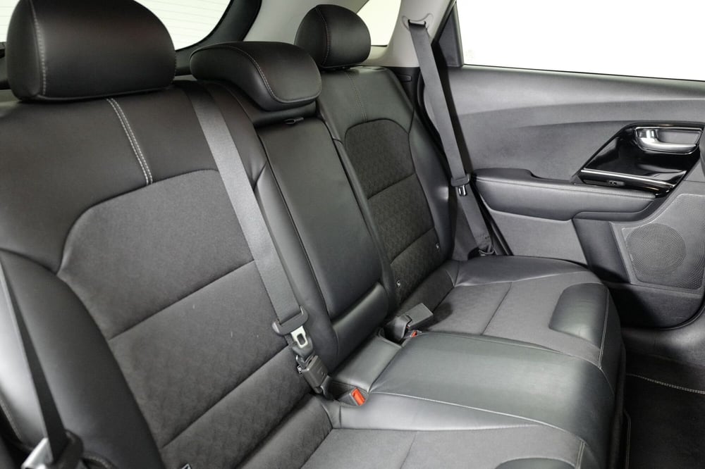 Kia Niro usata a Varese (10)