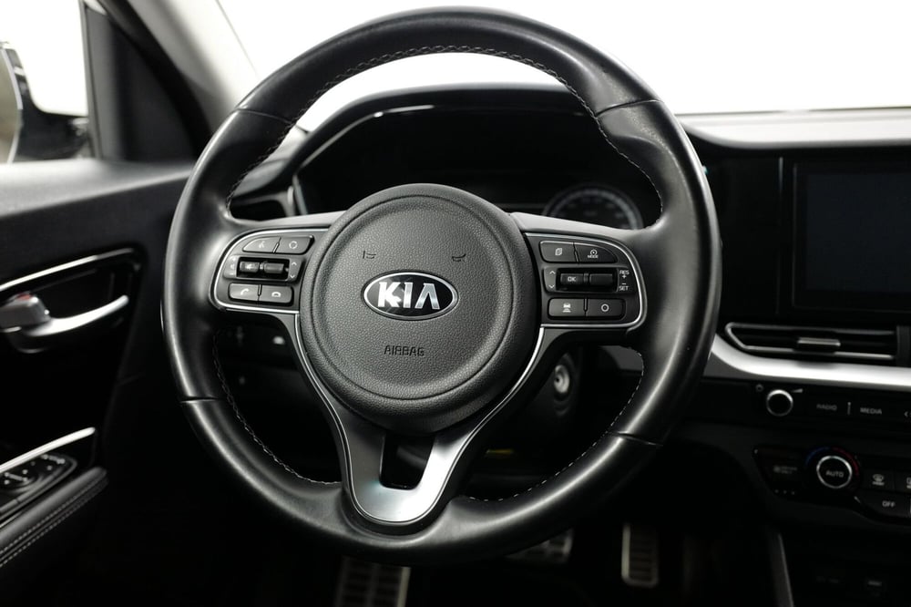 Kia Niro usata a Varese (11)