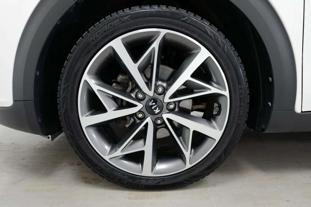 Kia Niro usata a Varese (7)