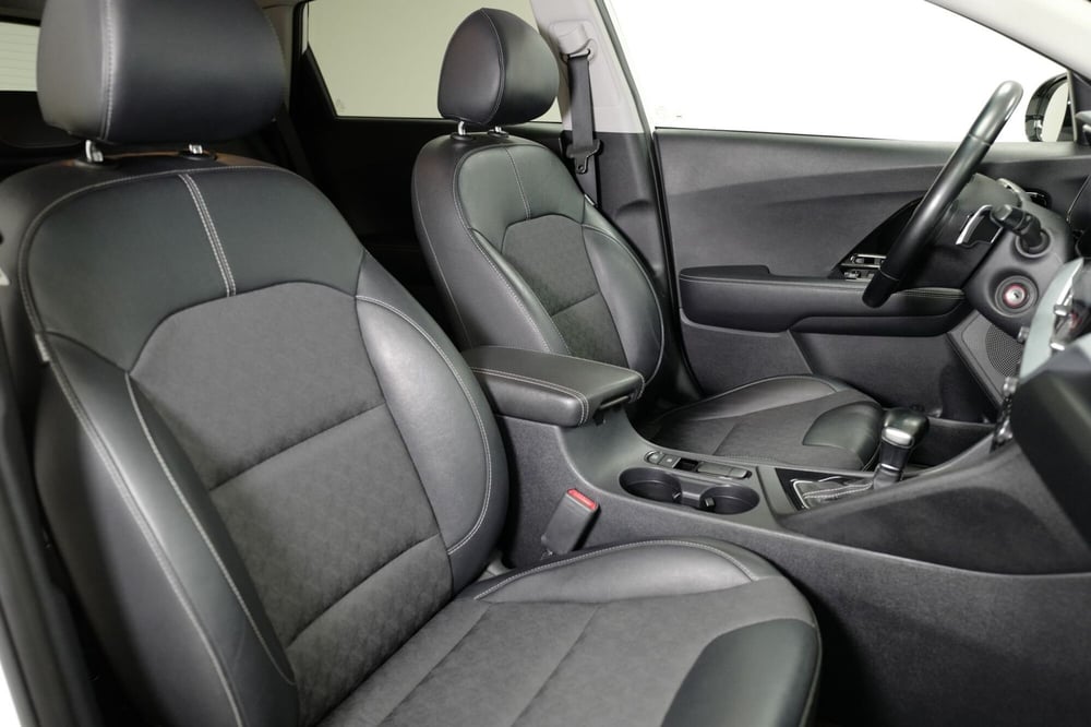 Kia Niro usata a Varese (9)