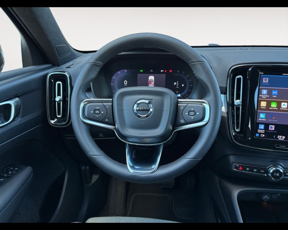 Volvo XC40 usata a Ravenna (12)