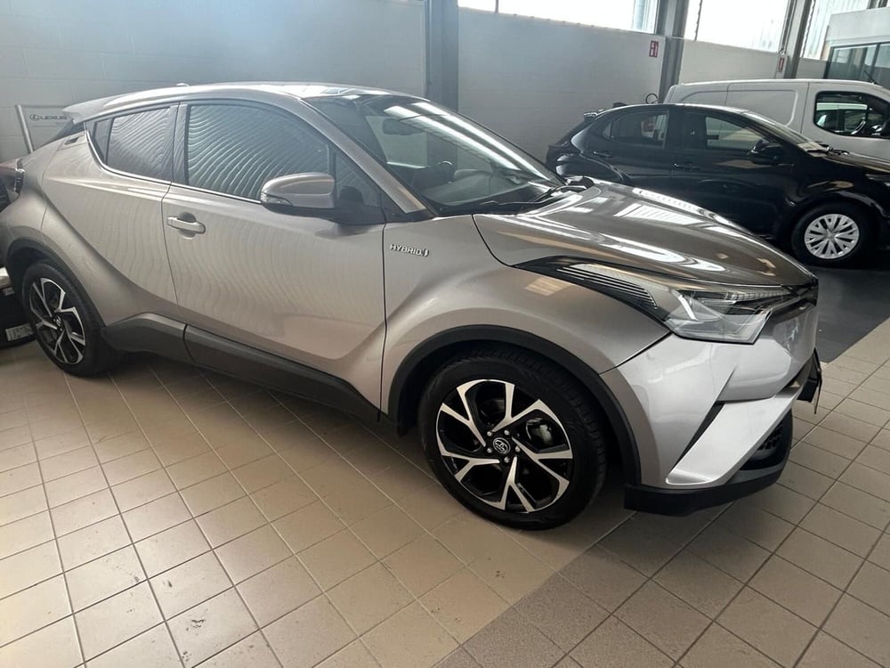 Toyota Toyota C-HR usata a Bergamo (13)