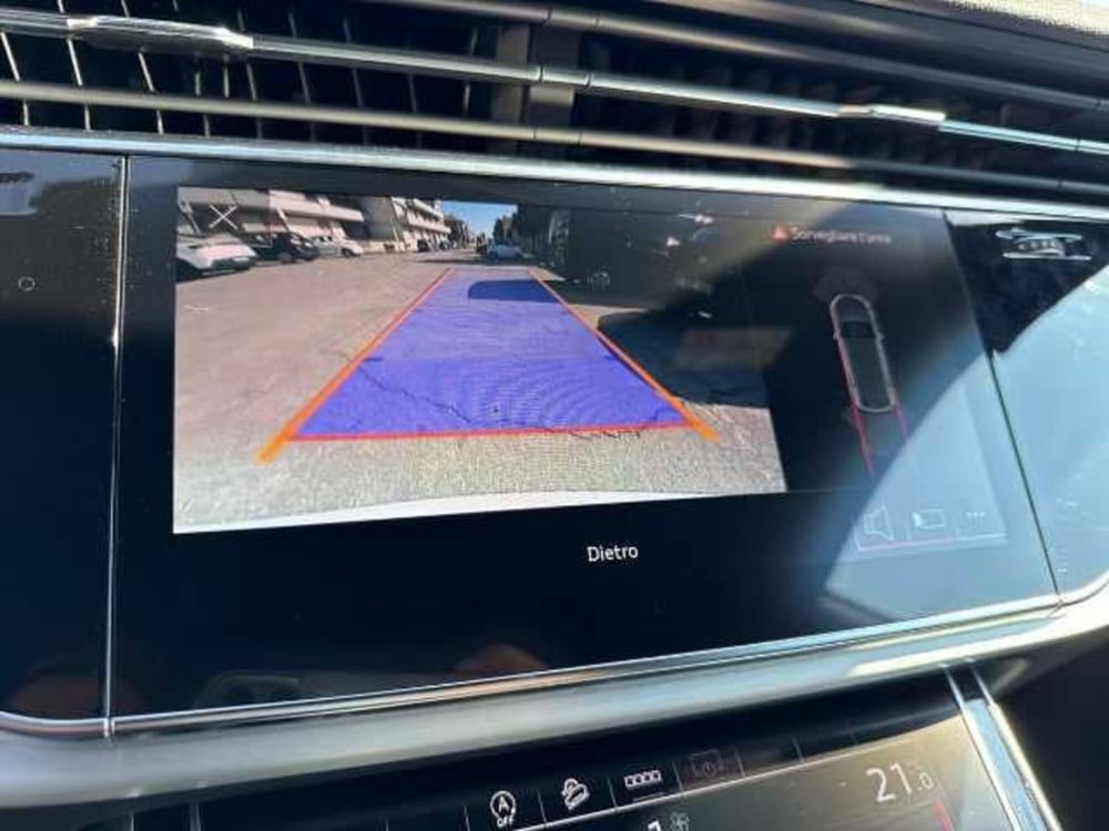 Audi Q8 usata a Prato (16)