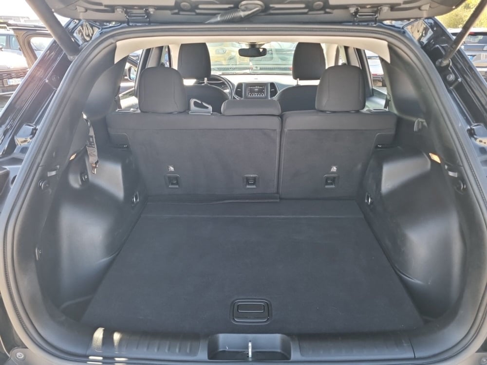 Jeep Cherokee usata a Lucca (15)