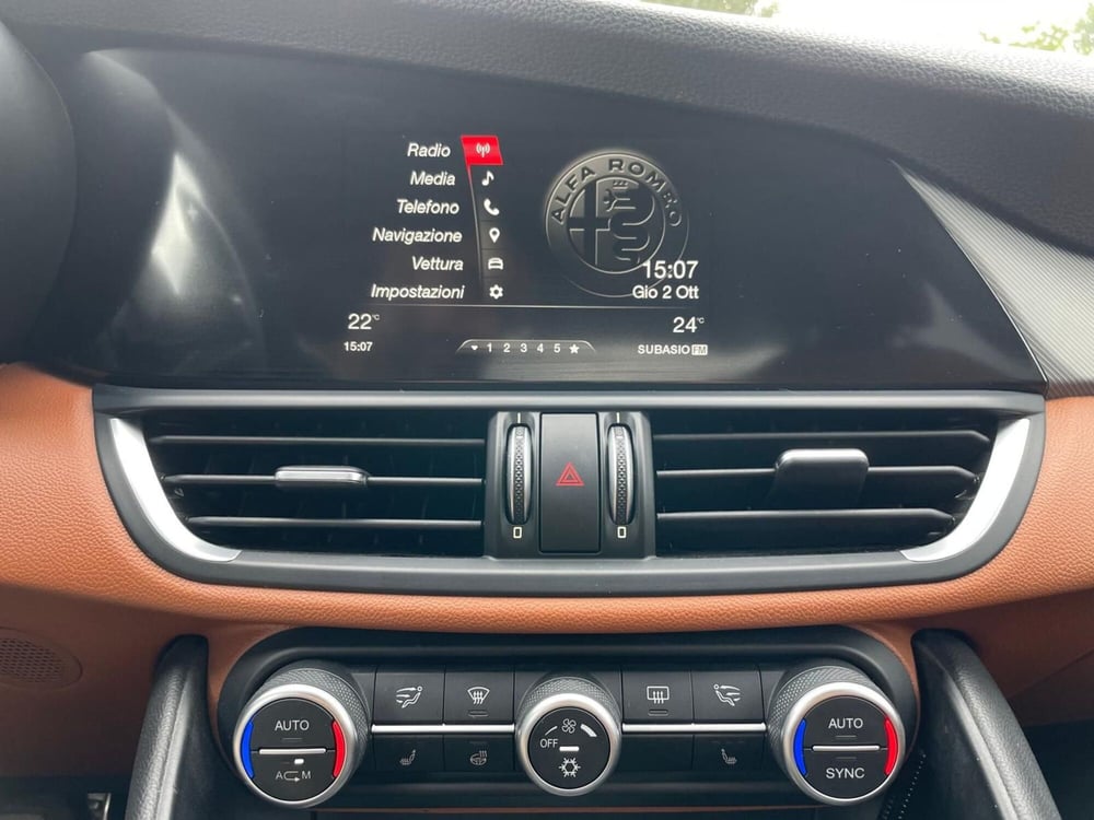 Alfa Romeo Giulia usata a Ancona (16)
