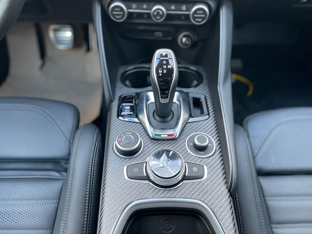 Alfa Romeo Giulia nuova a Ancona (15)