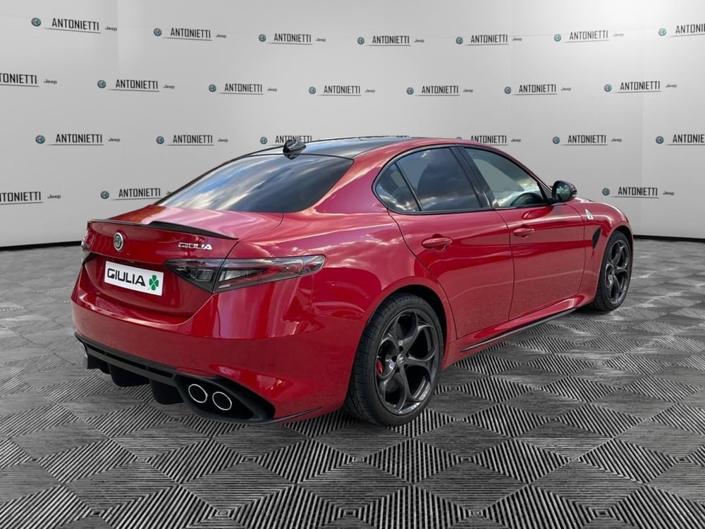 Alfa Romeo Giulia nuova a Ancona (5)