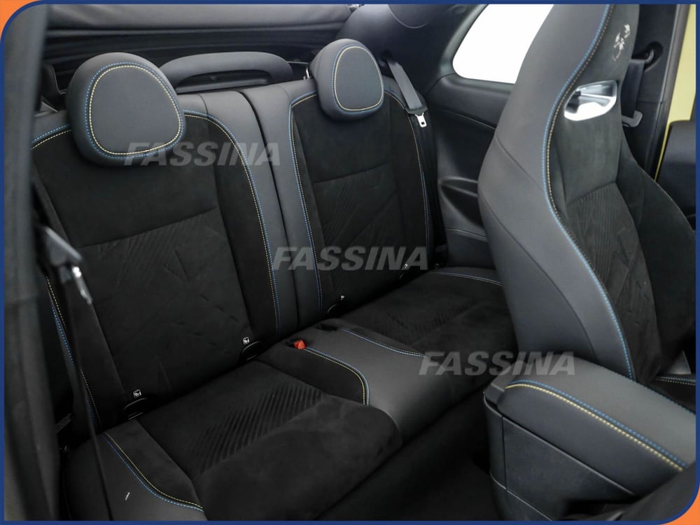 Abarth 500e Cabrio usata a Milano (11)