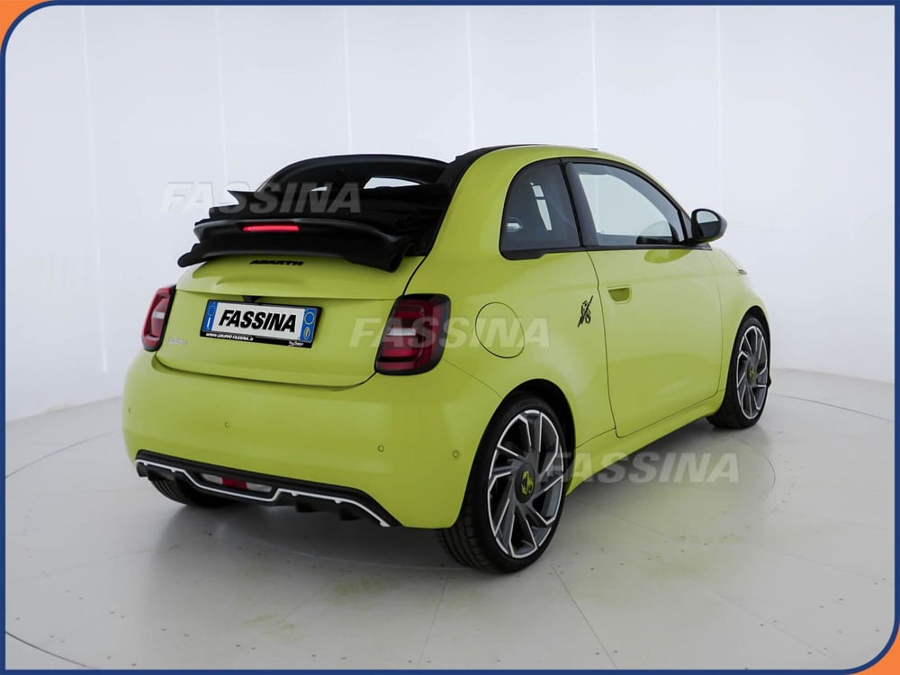 Abarth 500e Cabrio usata a Milano (6)