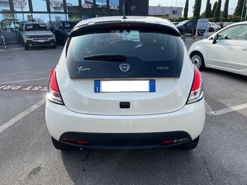 Lancia Ypsilon usata a Lucca (6)