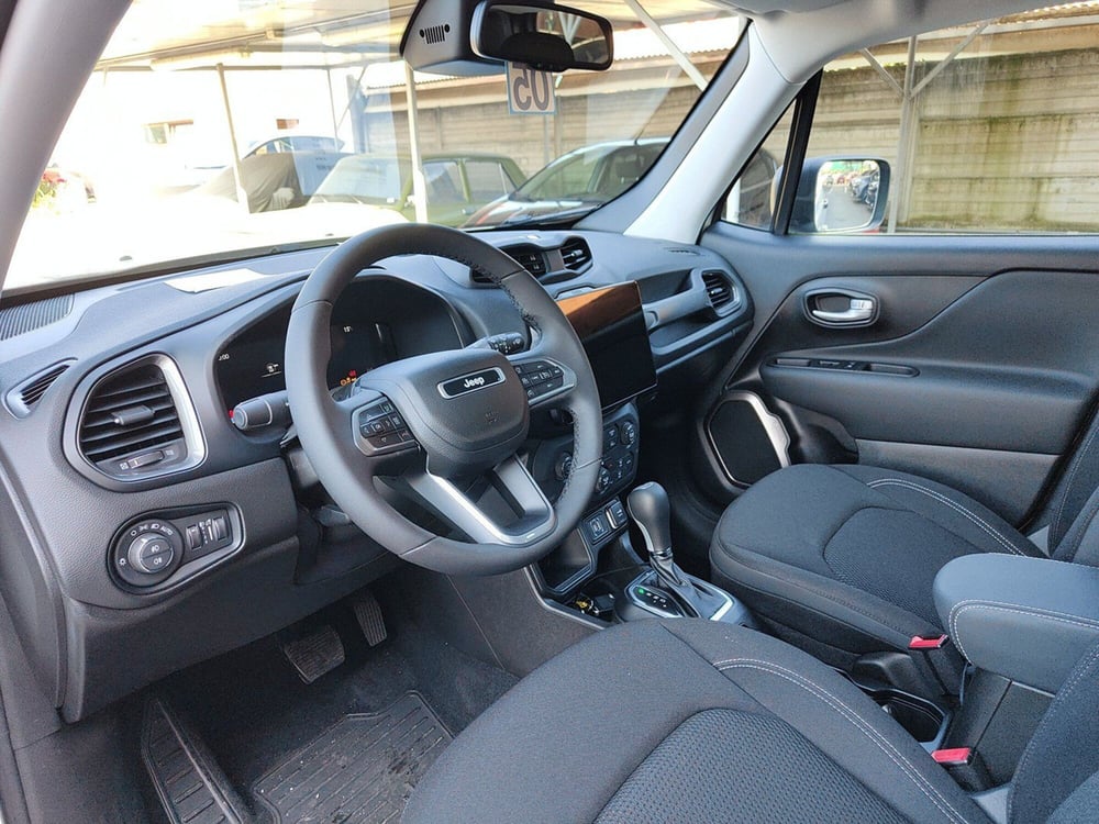 Jeep Renegade nuova a Torino (18)