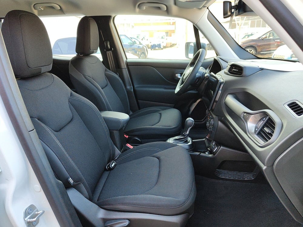 Jeep Renegade nuova a Torino (20)