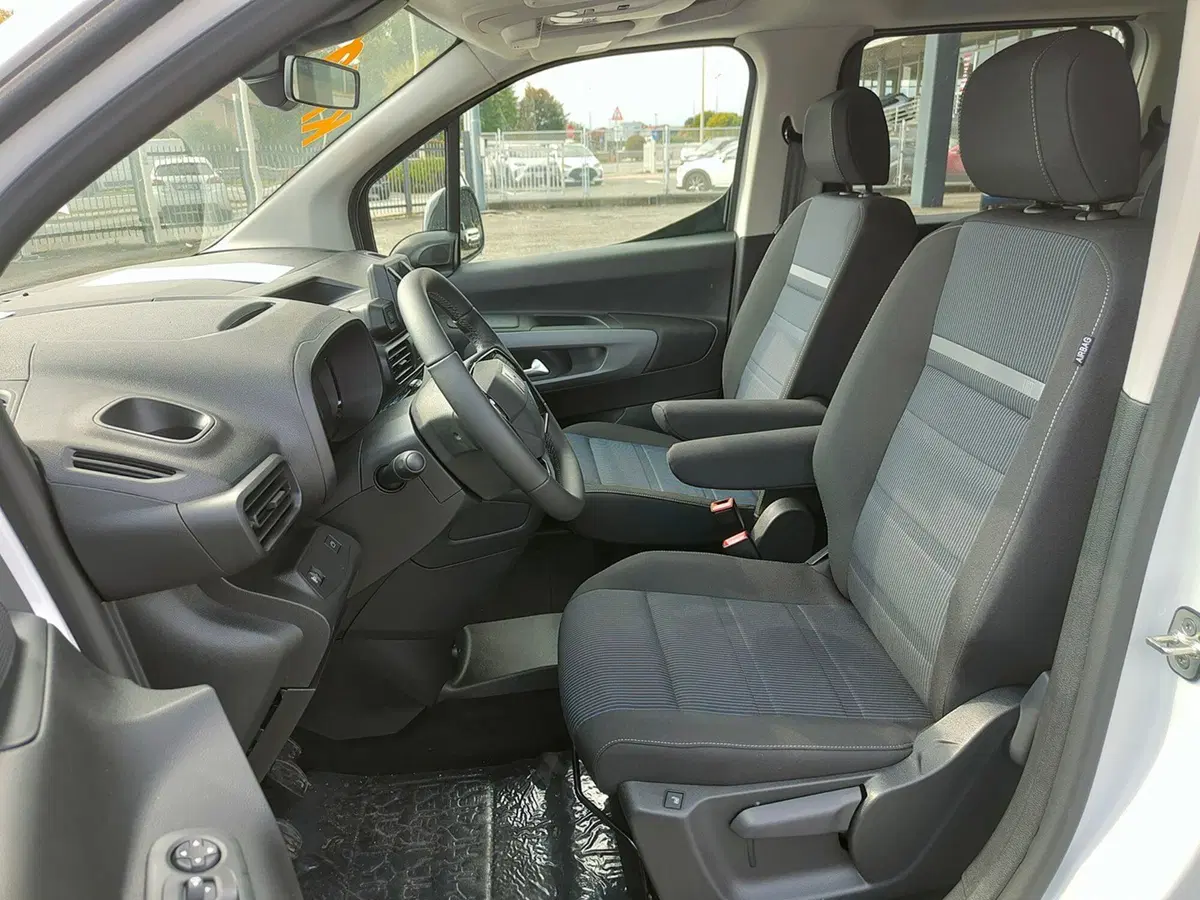 Fiat Doblò nuova a Torino (15)