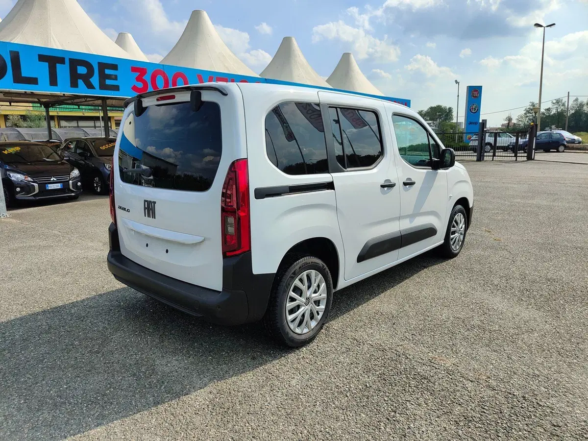 Fiat Doblò nuova a Torino (5)