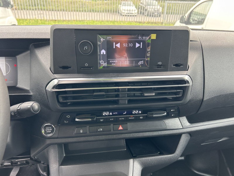 Fiat Scudo Furgone nuova a Bergamo (14)