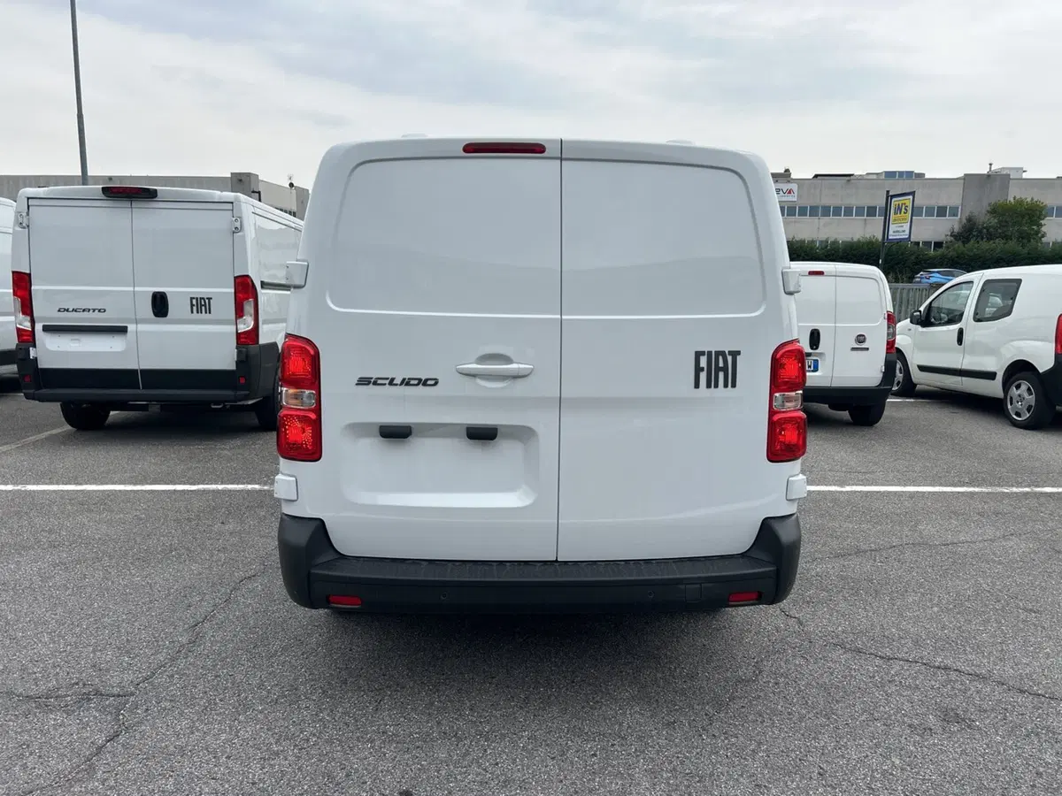 Fiat Scudo Furgone nuova a Bergamo (5)