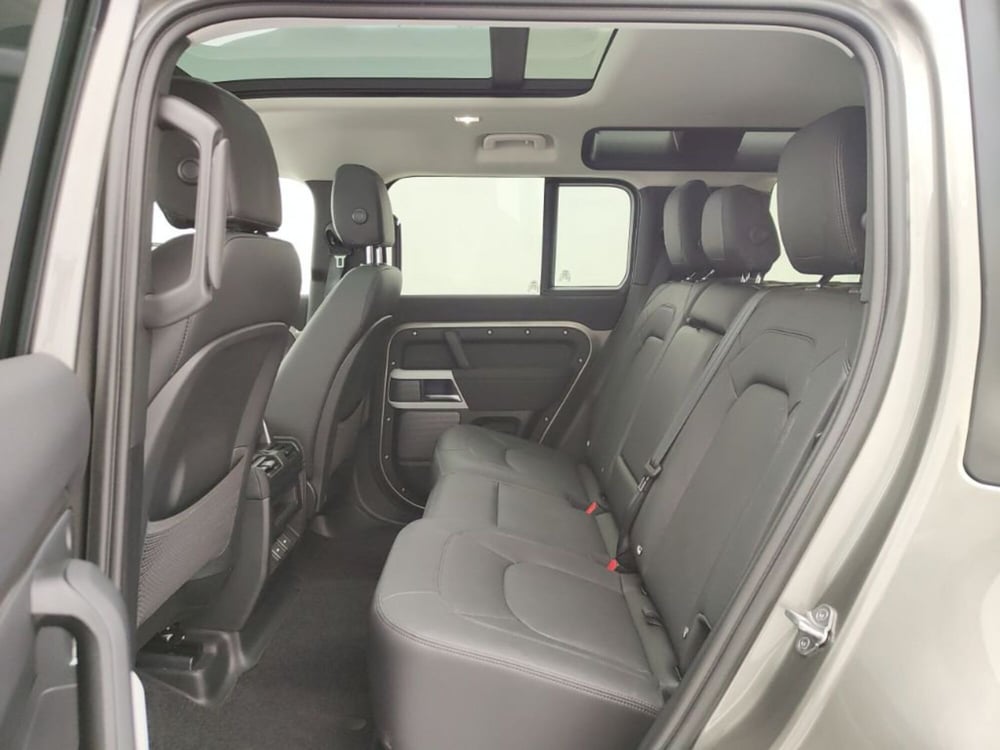 Land Rover Defender usata a Ragusa (5)