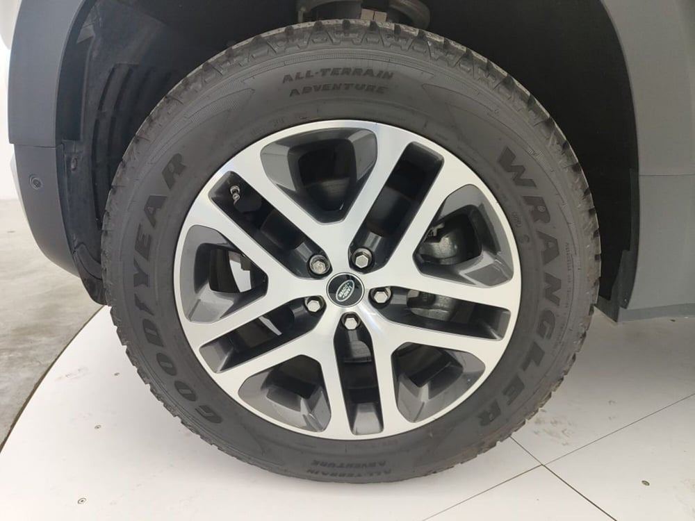 Land Rover Defender usata a Ragusa (9)