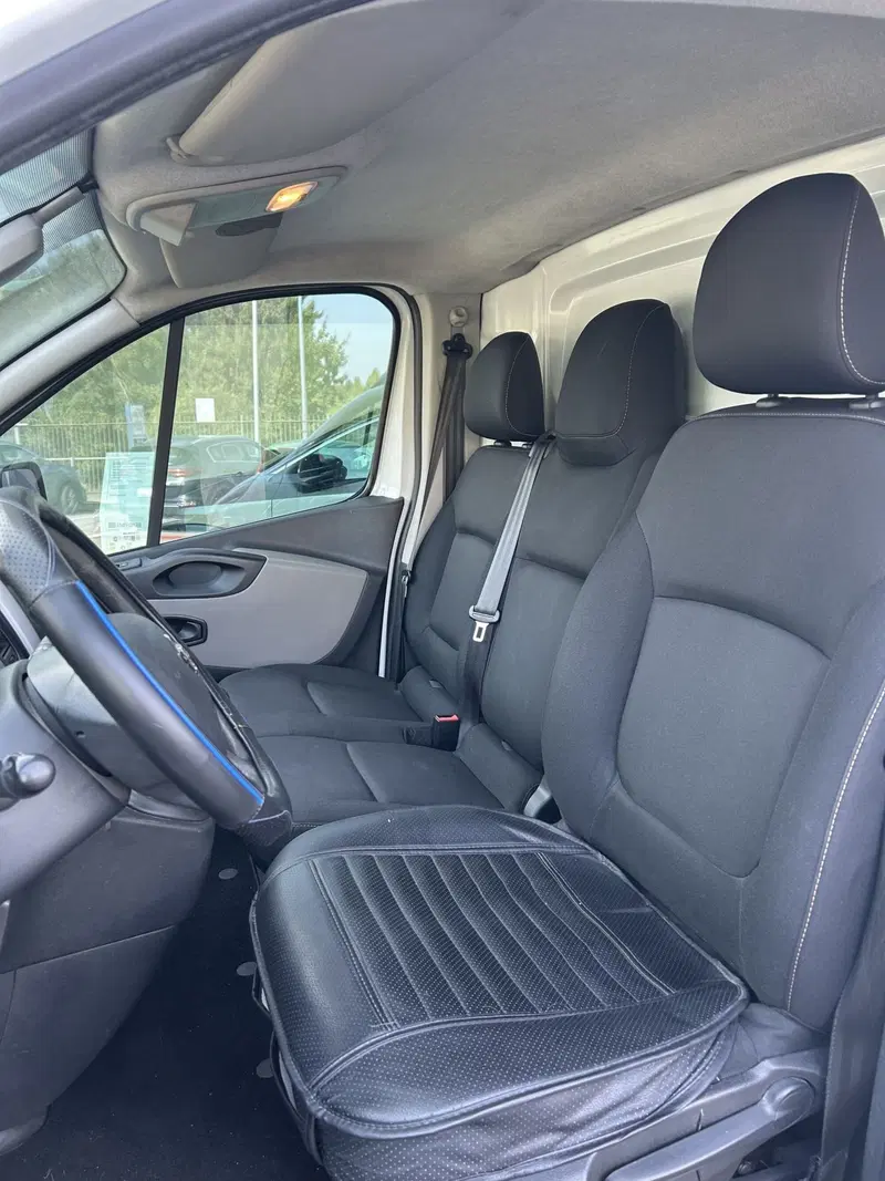 Nissan NV300 Furgone usata a Modena (14)