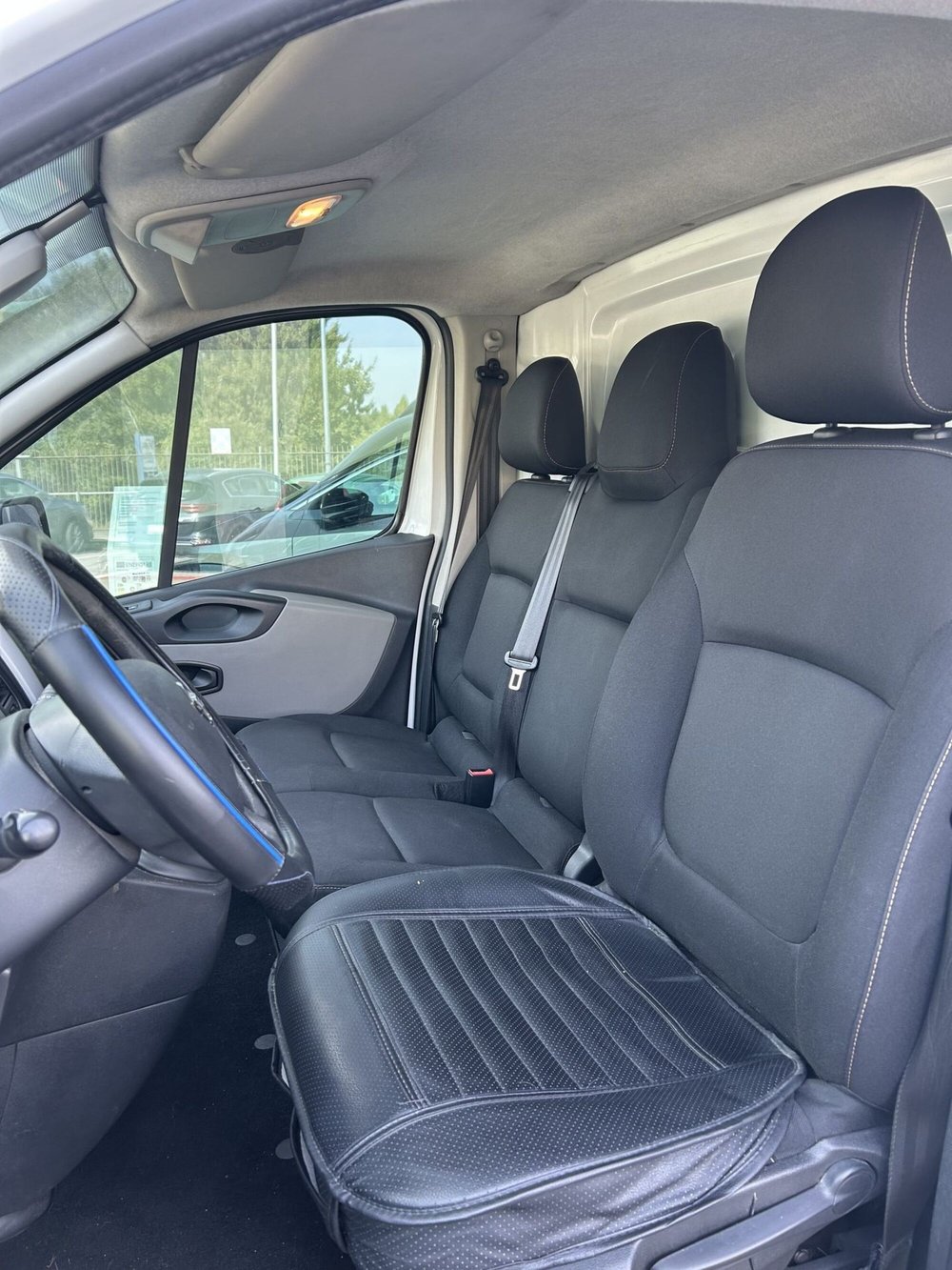 Nissan NV300 Furgone usata a Modena (14)