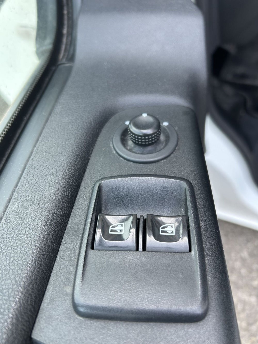 Nissan NV300 Furgone usata a Modena (19)