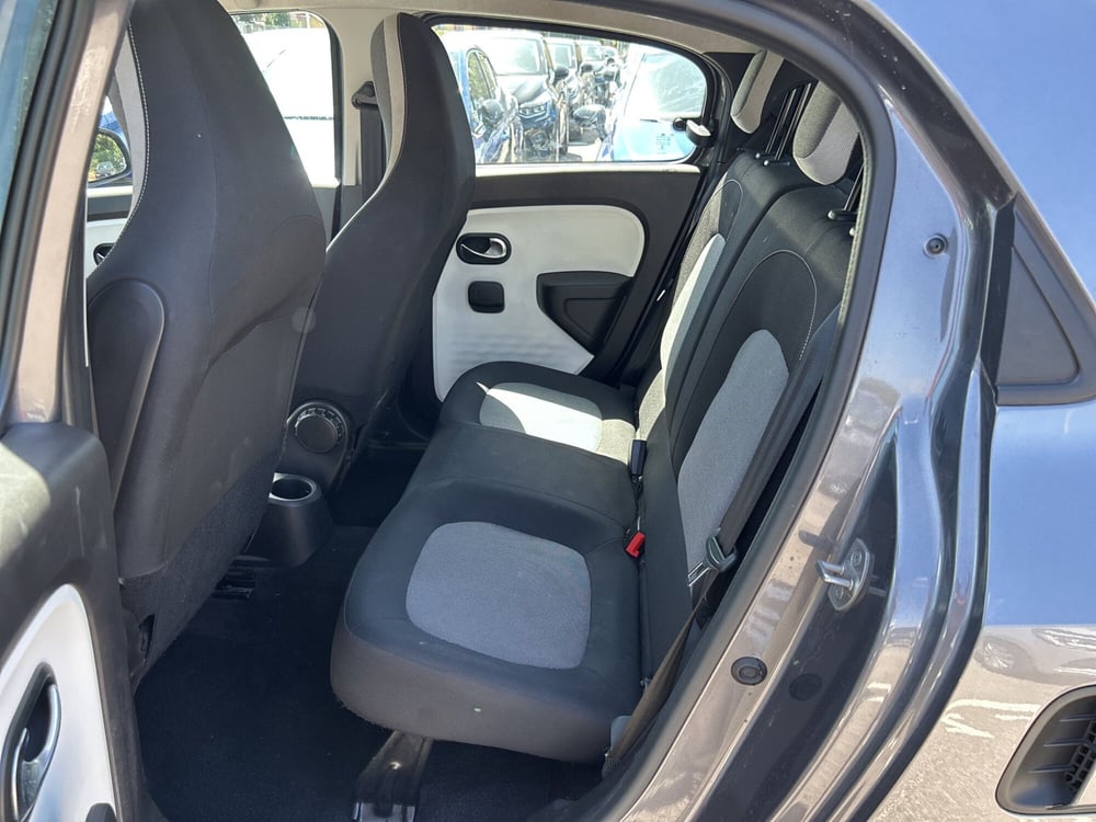 Renault Twingo usata a Latina (11)