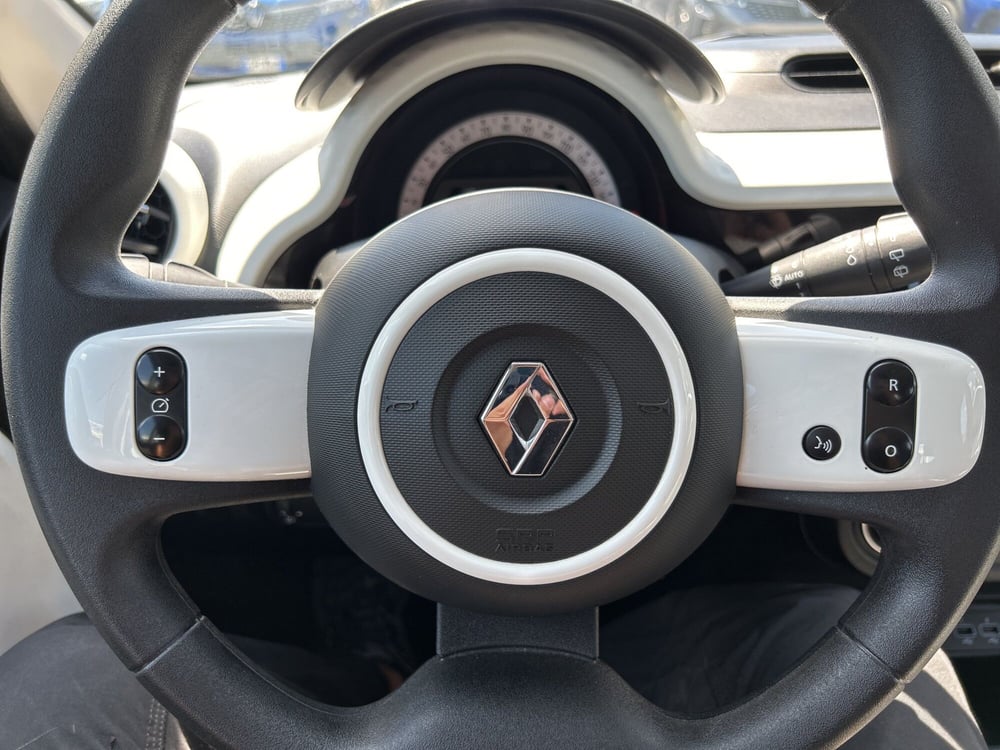 Renault Twingo usata a Latina (14)